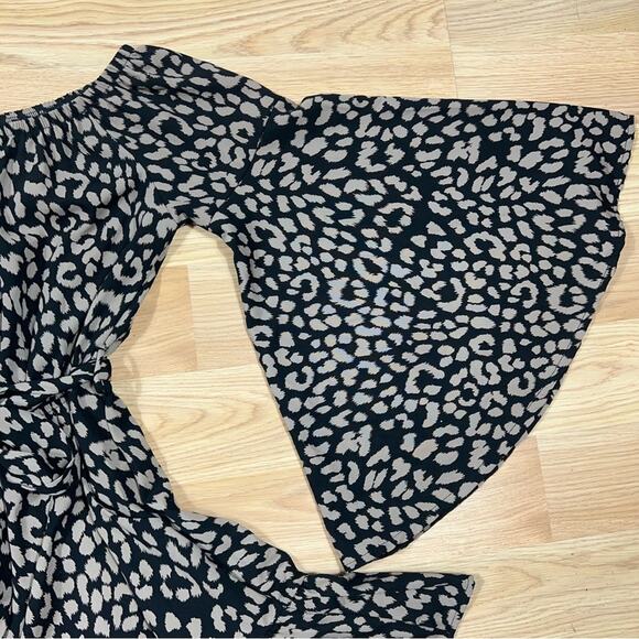 Vici Leopard Off the Shoulder Flared Sleeve Mini Dress Size XS - Picture 7 of 10